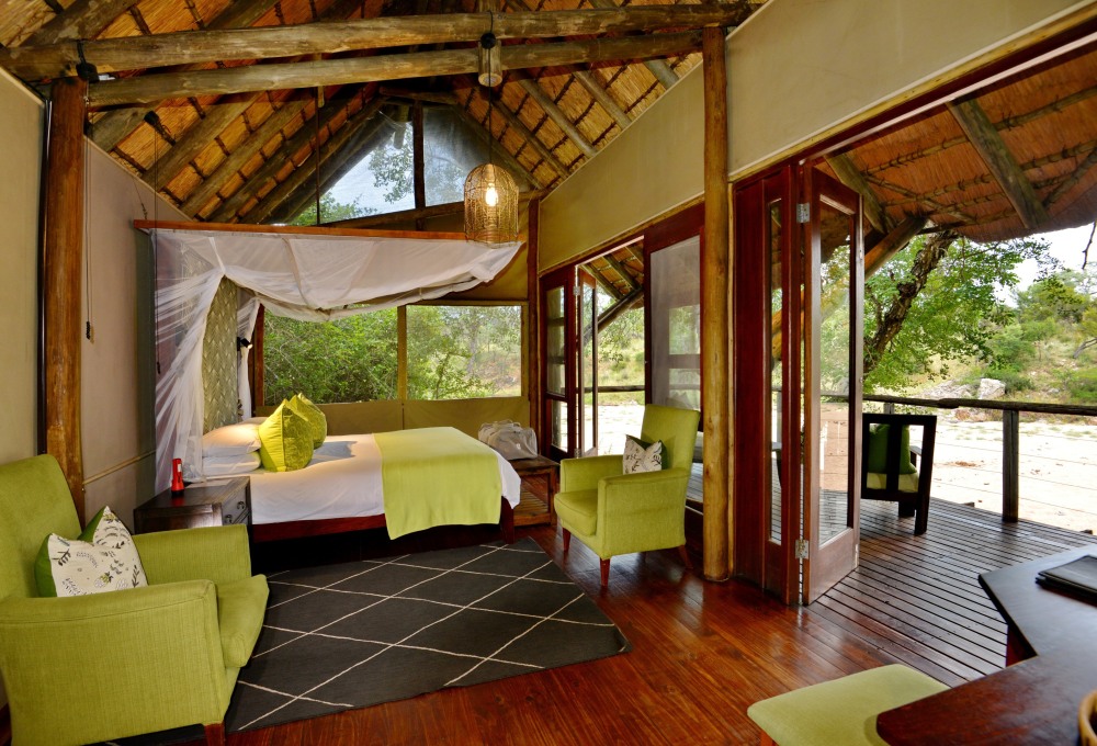 Rhino Post Safari Lodge